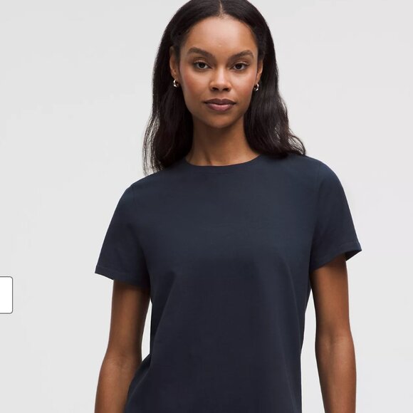 Lululemon Love Crew Tee NWT • True Navy • Size 4 - Picture 1 of 4